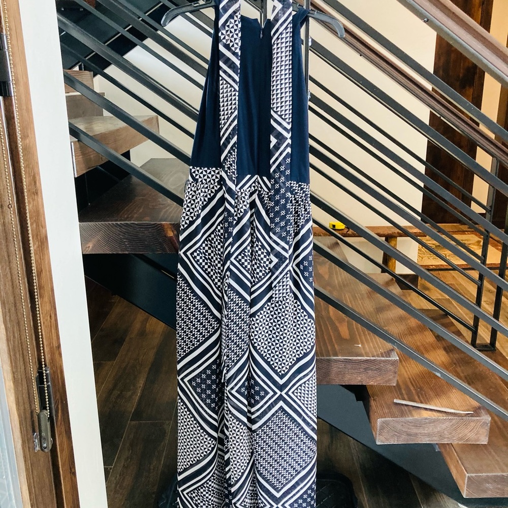 New Maxi Black and White